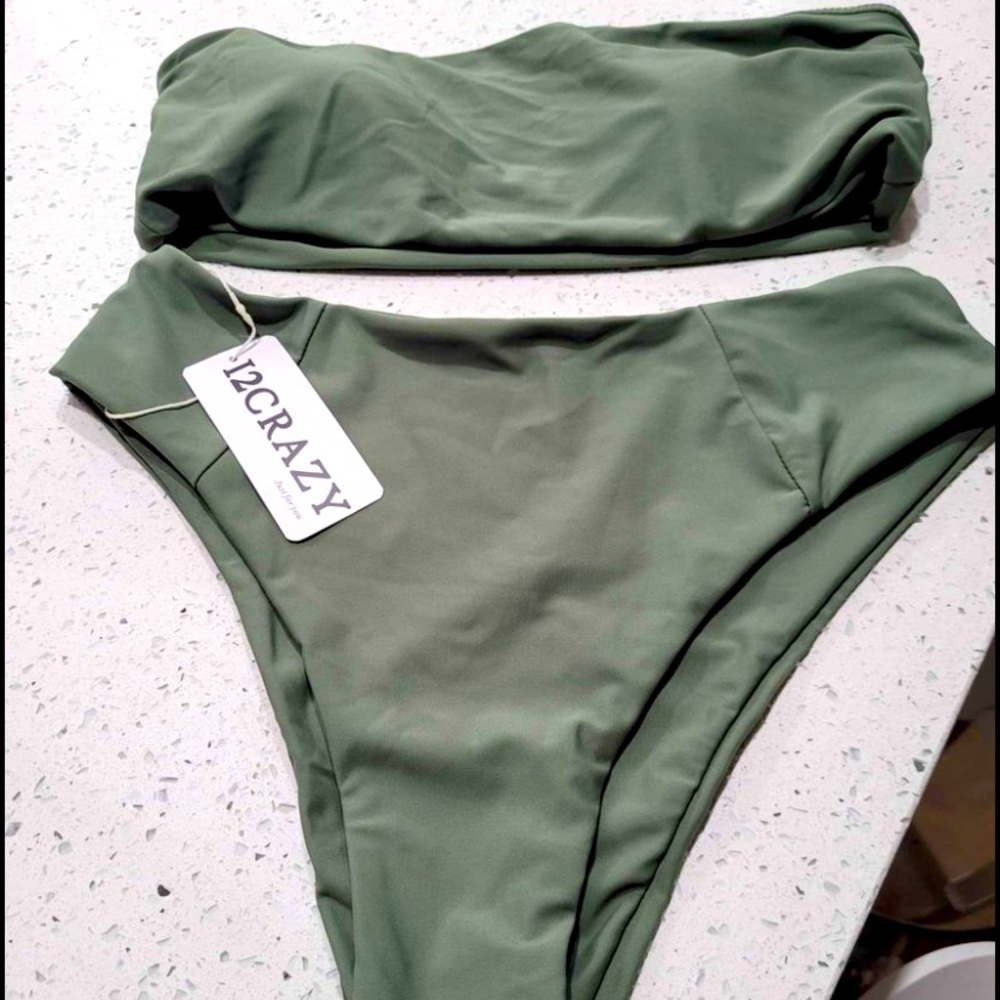 Brand new bikini 2 PC swimwear live green size medium